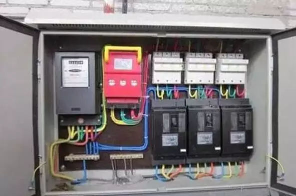 你了解配電箱的內部結構分析嗎？