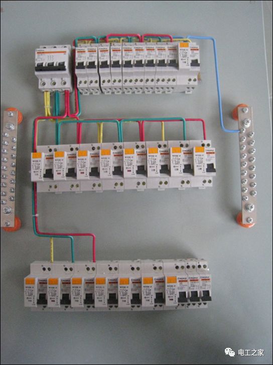 圖片和文字告訴你如何做好配電箱內部布線